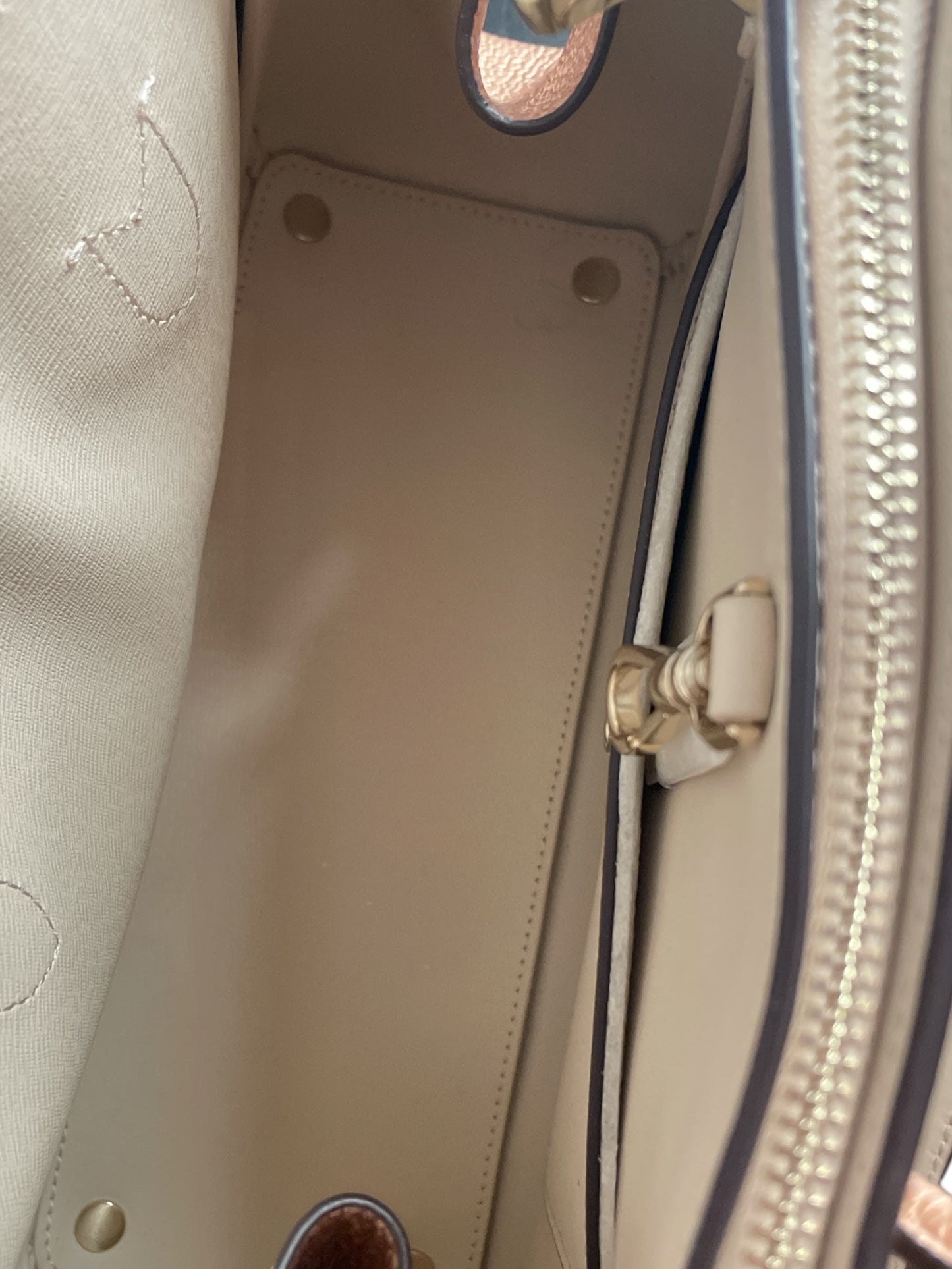 Handbag Designer By Kate Spade, Size: Medium