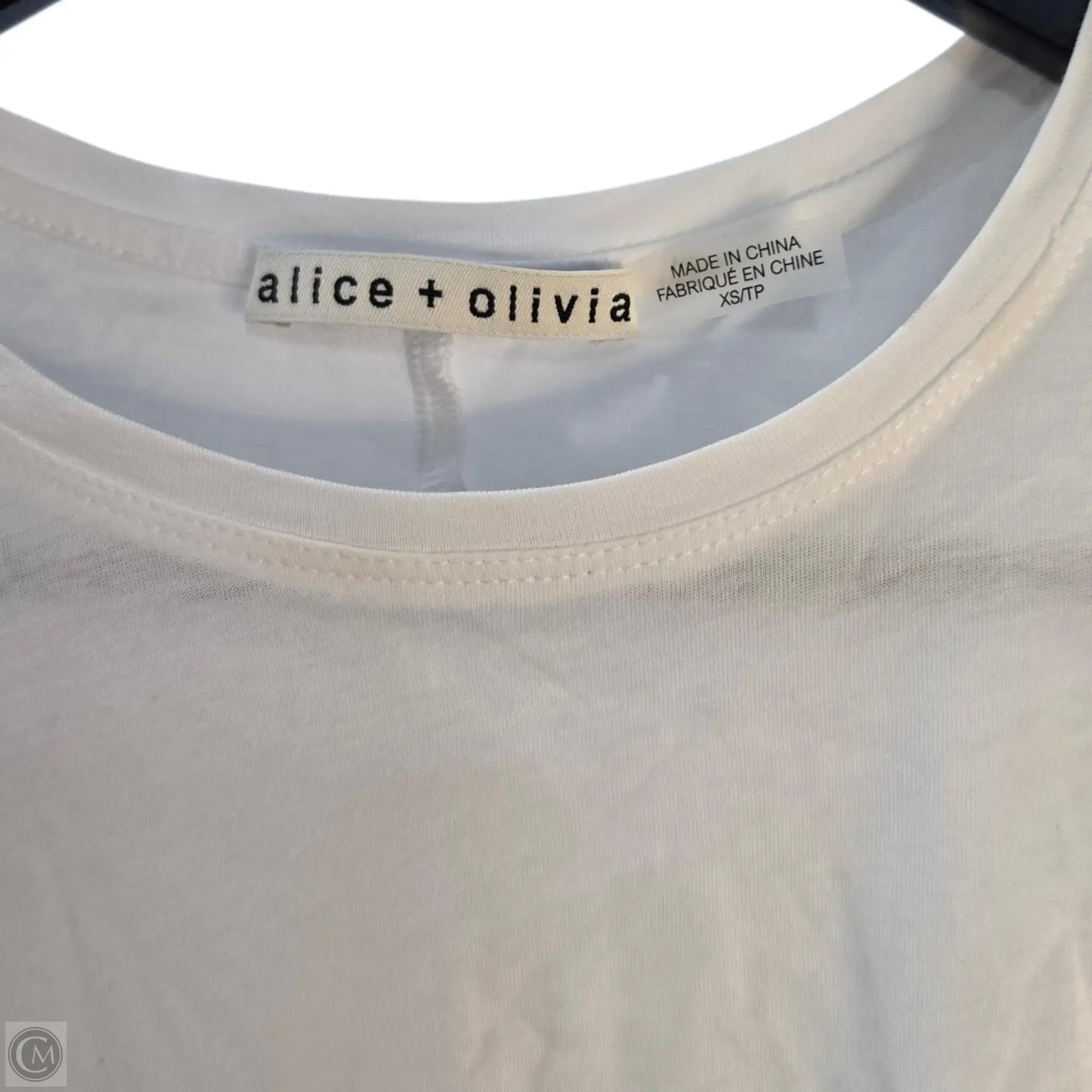 Top Short Sleeve Designer By Alice + Olivia In White, Size: Xs