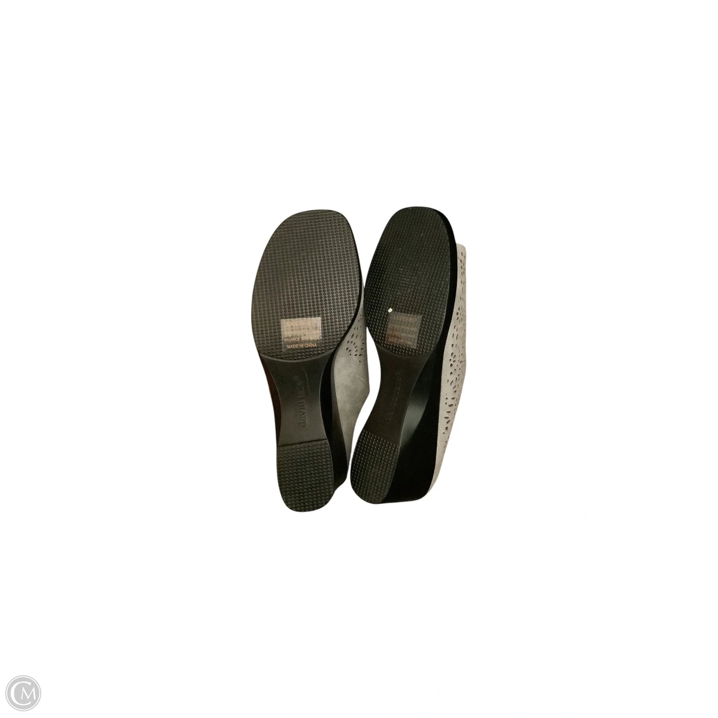 Sandals Heels Block By Clothes Mentor In Silver, Size: 7.5
