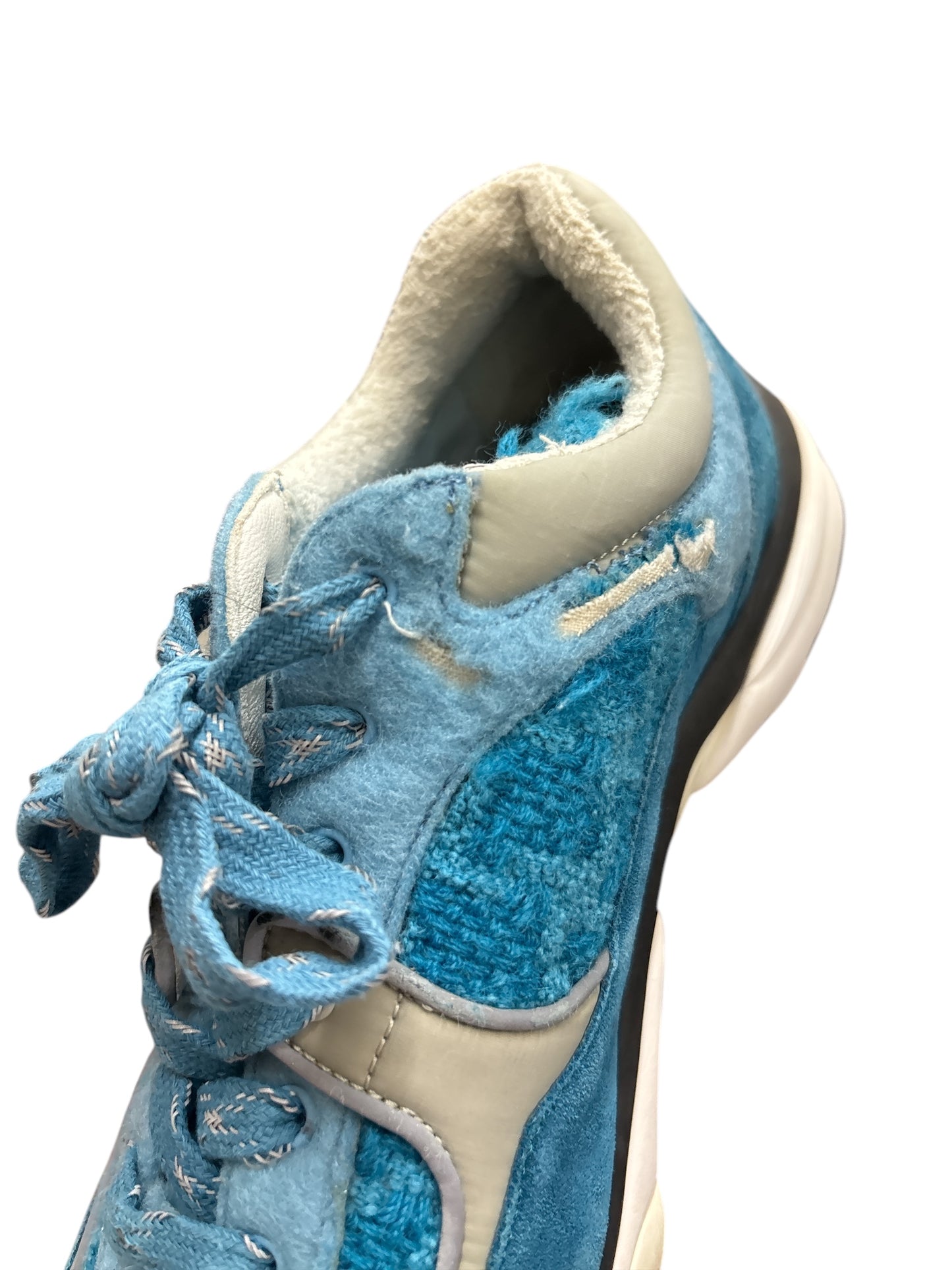 Shoes Luxury Designer By Chanel In Blue