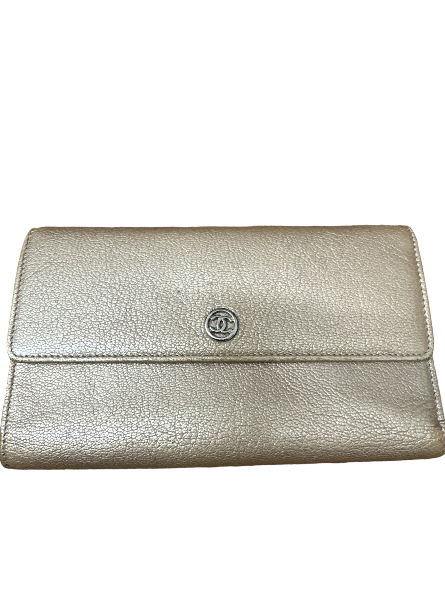 Wallet Luxury Designer By Chanel Size: Medium