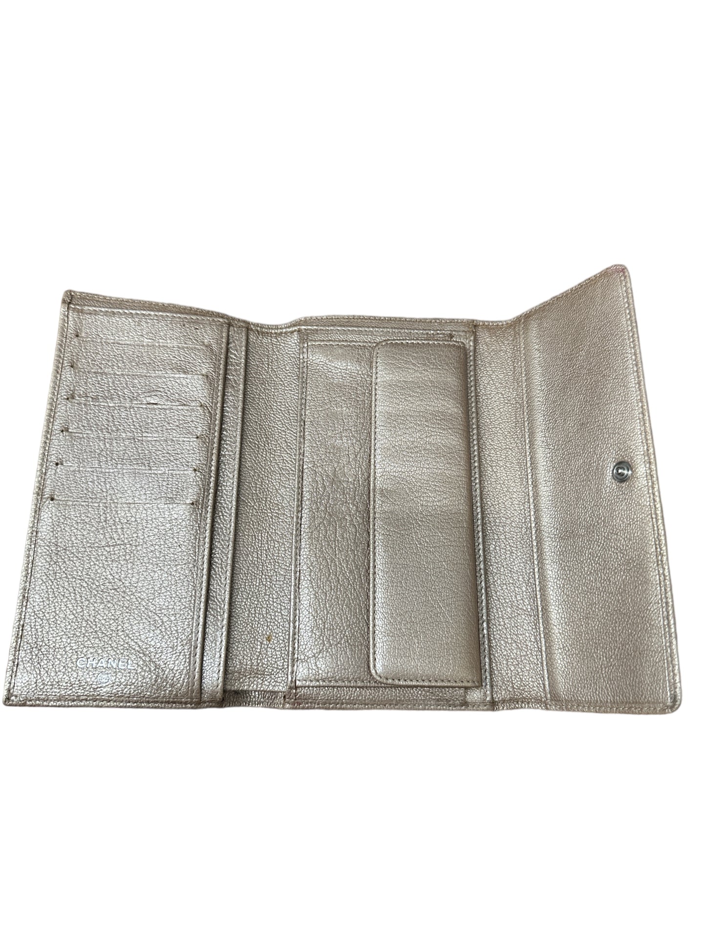 Wallet Luxury Designer By Chanel Size: Medium