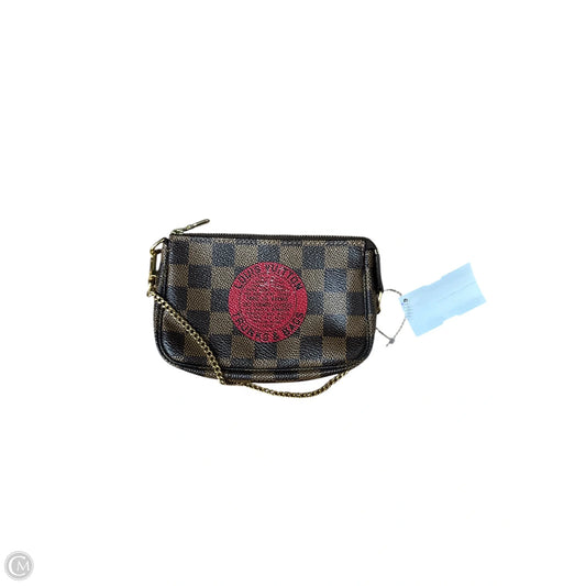 Wristlet Luxury Designer By Louis Vuitton, Size: Small