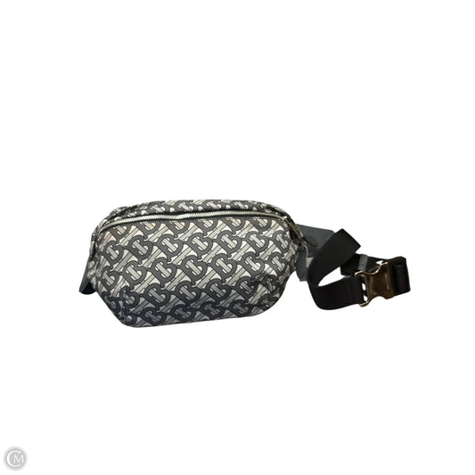 Belt Bag Luxury Designer By Burberry, Size: Medium