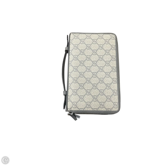 Wallet Luxury Designer By Gucci, Size: Large