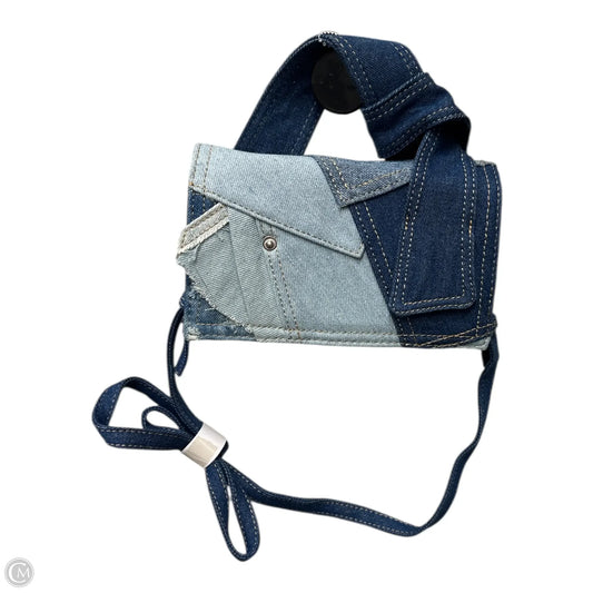 Handbag By Clothes Mentor, Size: Small