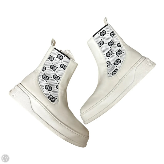 Boots Luxury Designer By Gucci In White