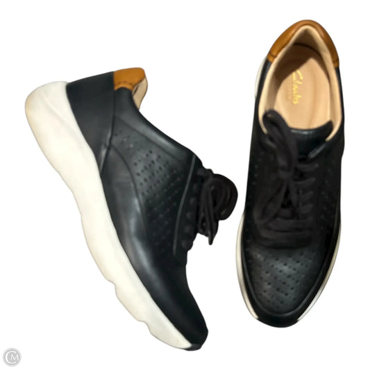 Shoes Sneakers By Clarks In Black, Size: 9