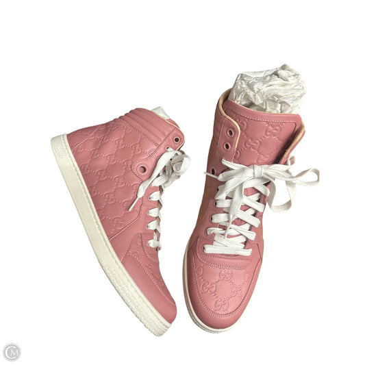Shoes Luxury Designer By Gucci In Pink, Size: 9