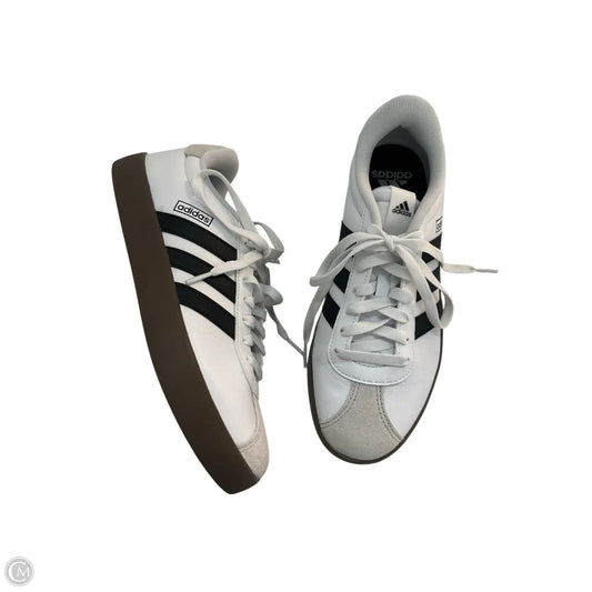 Shoes Sneakers By Adidas In Black & White, Size: 9
