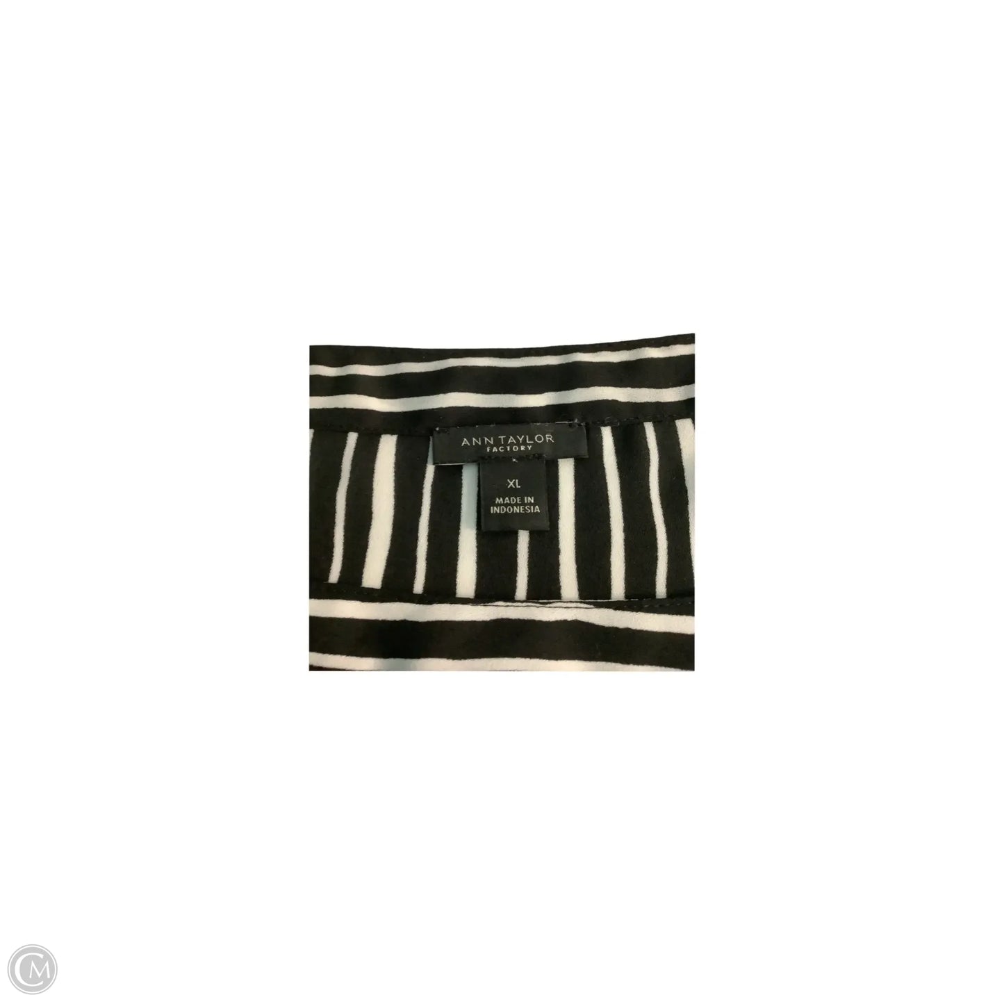 Top Sleeveless Basic By Ann Taylor In Black & White, Size: Xl