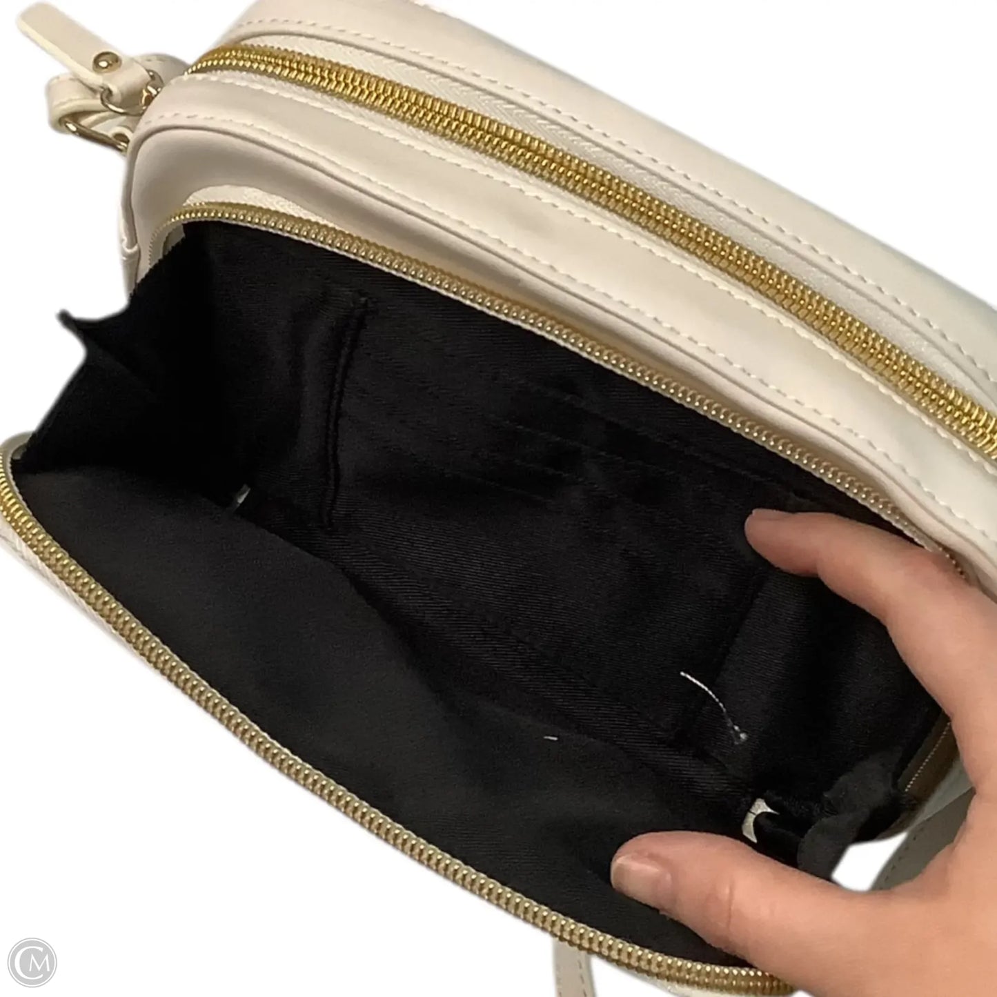 Handbag By Clothes Mentor, Size: Small