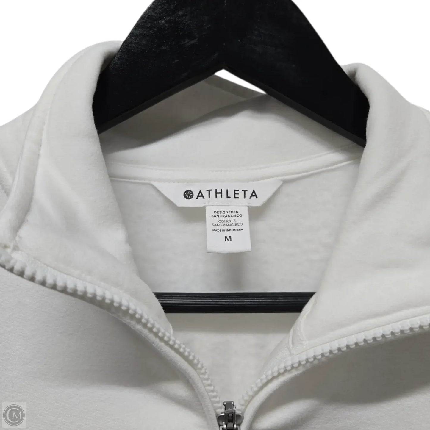 Top Long Sleeve Basic By Athleta In White, Size: Mp