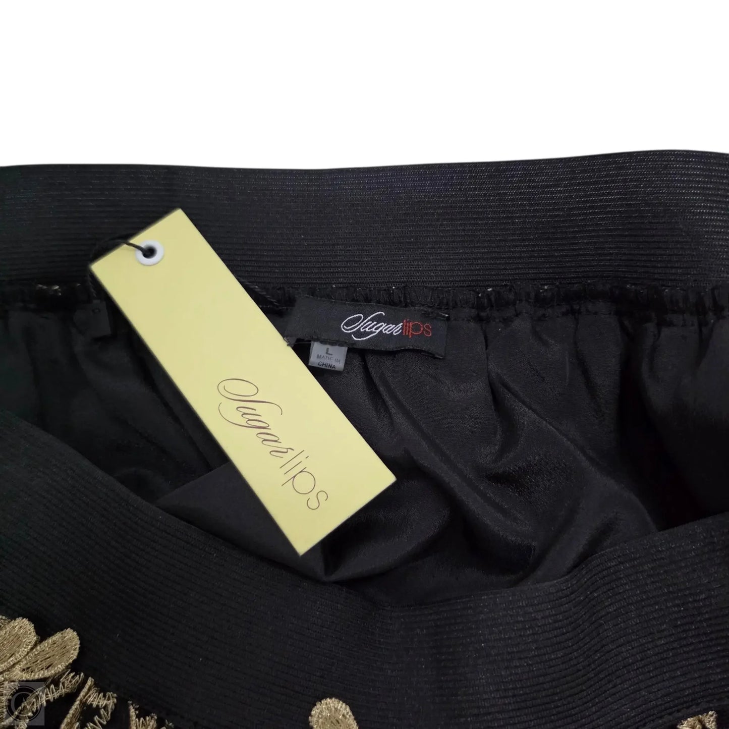 Skirt Mini & Short By Sugar Lips In Black & Gold, Size: L