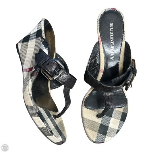 Sandals Luxury Designer By Burberry In Plaid Pattern