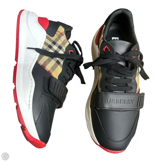 Shoes Luxury Designer By Burberry In Plaid Pattern