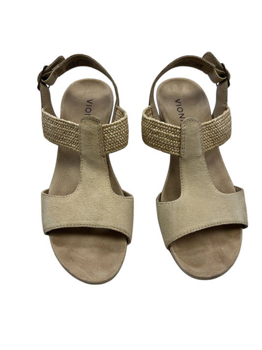 Sandals Flats By Vionic In Tan, Size: 8