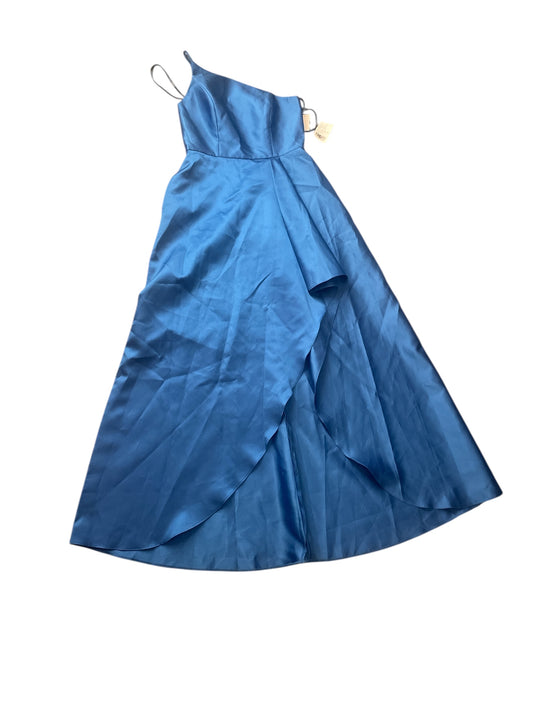 Dress Party Long By Clothes Mentor In Blue, Size: 4