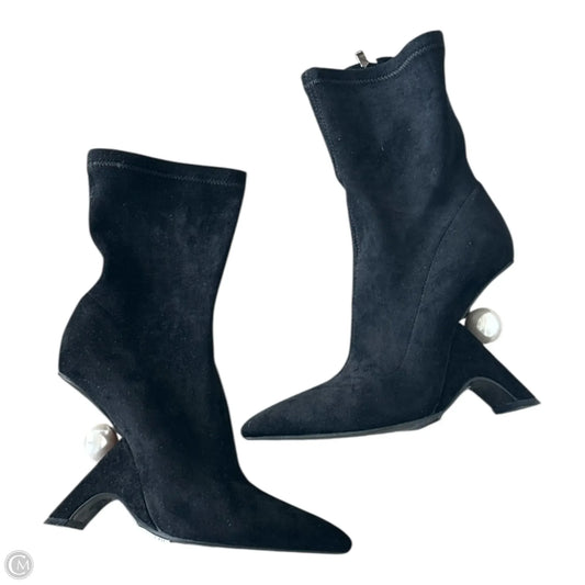 Boots Ankle Heels By Clothes Mentor In Black, Size: 11