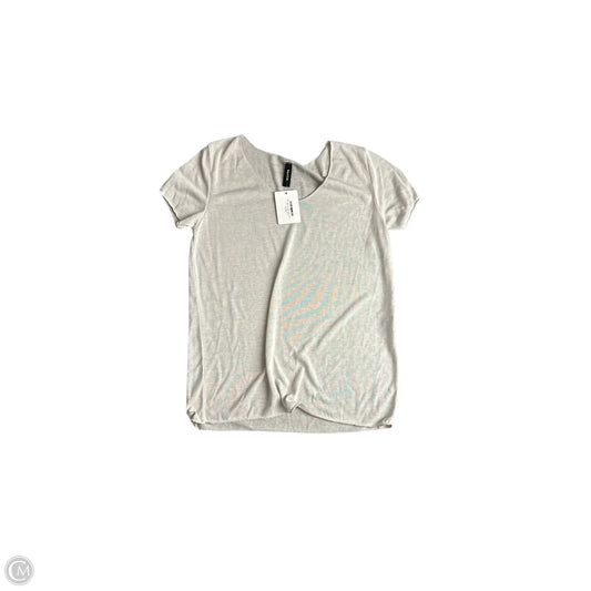 Top Short Sleeve Basic By Clothes Mentor In Grey, Size: L