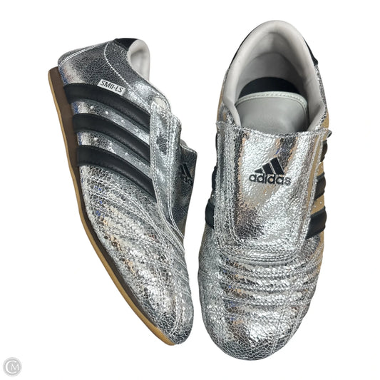 Shoes Sneakers By Adidas In Silver, Size: 11