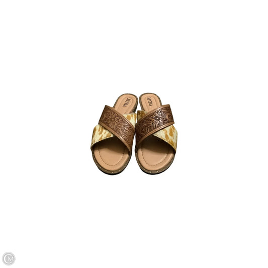 Sandals Flats By Myra In Animal Print, Size: 6
