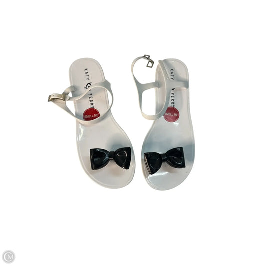 Sandals Flats By Katy Perry In Black & White, Size: 9