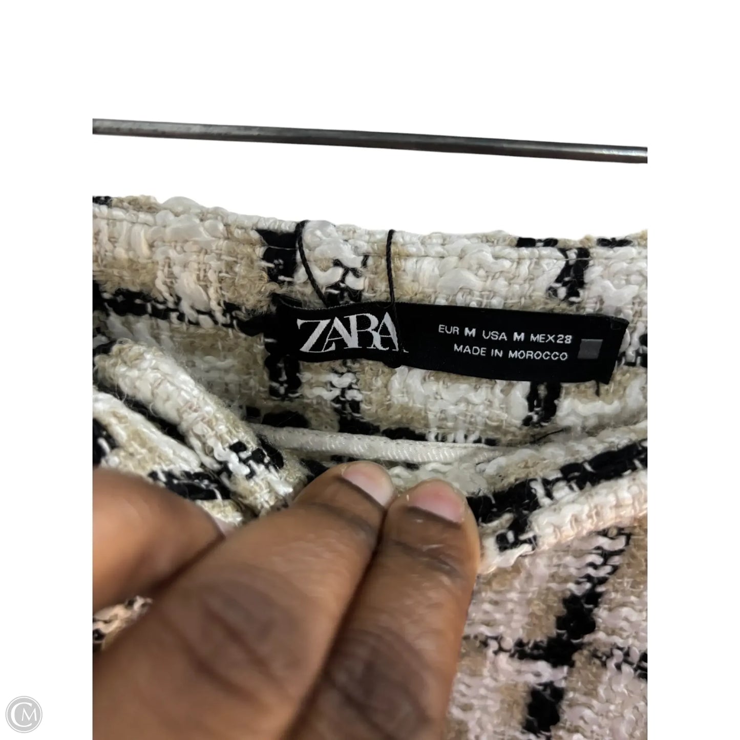 Shorts By Zara In Plaid Pattern, Size: M