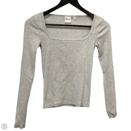 Top Long Sleeve Basic By Tna In Grey, Size: Xs