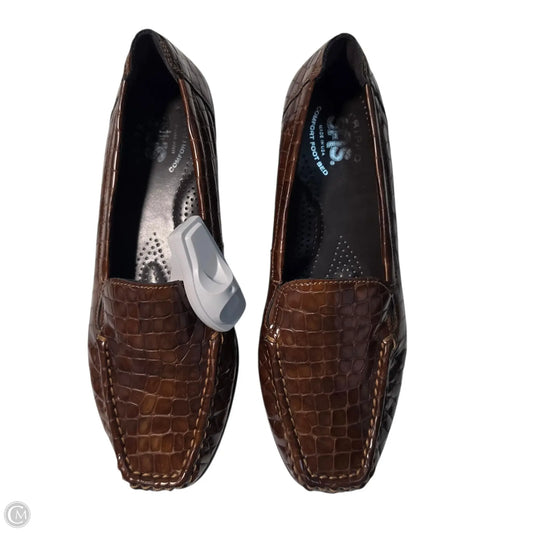 Shoes Flats By Sas In Brown, Size: 6.5