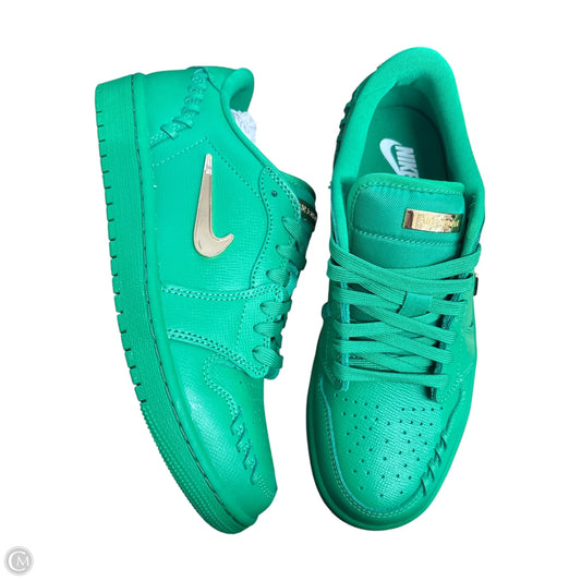 Shoes Sneakers By Nike Apparel In Green, Size: 8.5