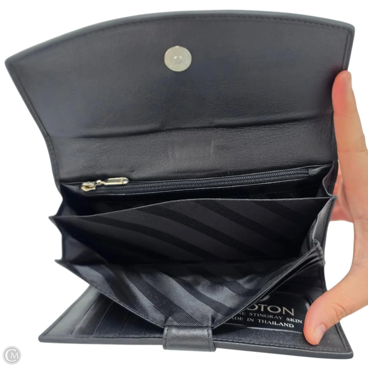 Wallet Leather By Clothes Mentor, Size: Large