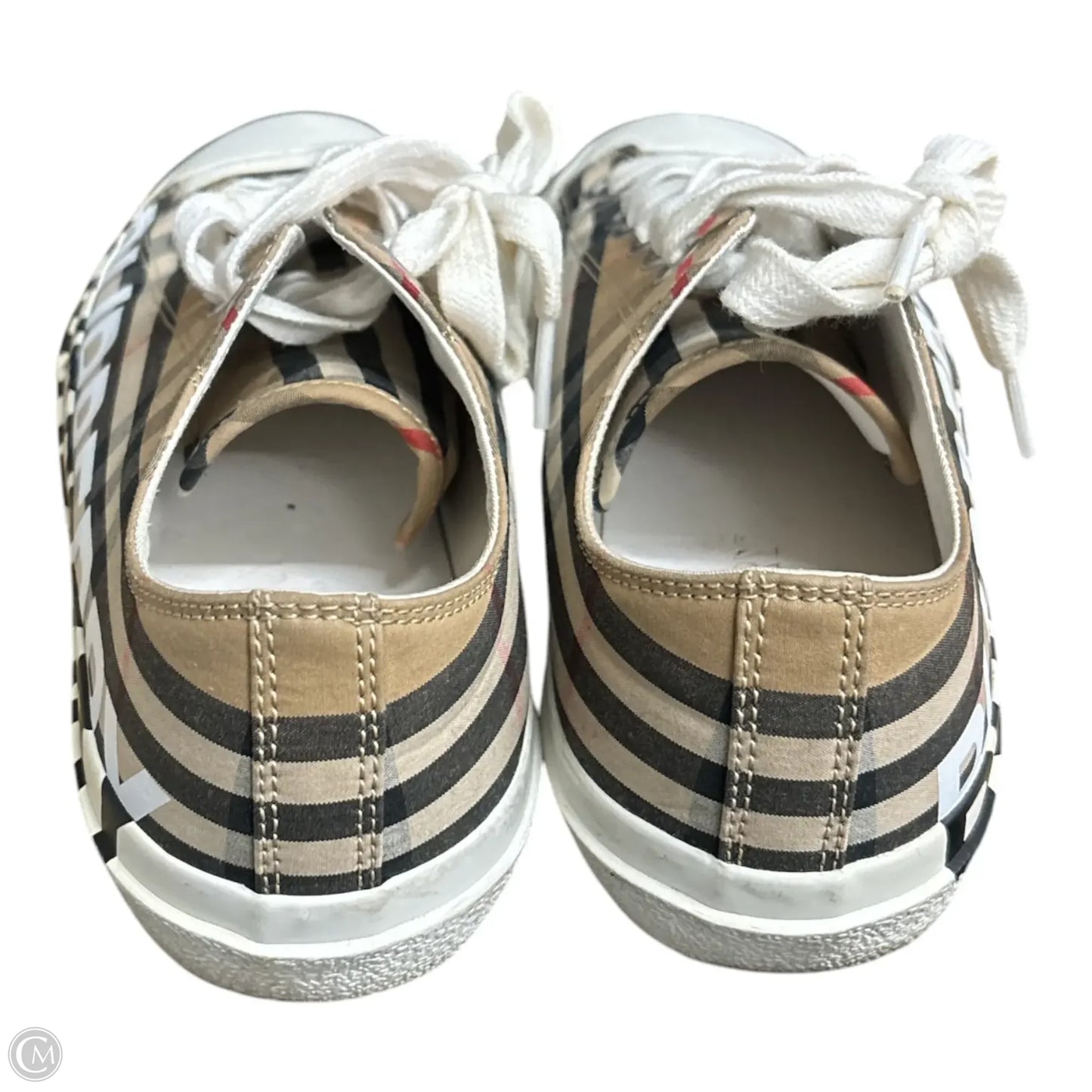 Shoes Luxury Designer By Burberry In Plaid Pattern, Size: