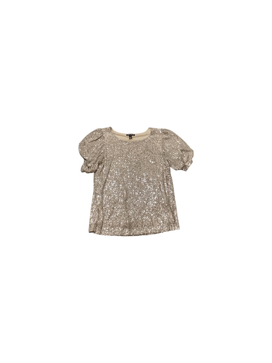 Top Short Sleeve By Cable And Gauge In Silver, Size: L