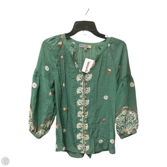 Top Short Sleeve Basic By Figuero & Flower In Green, Size: S