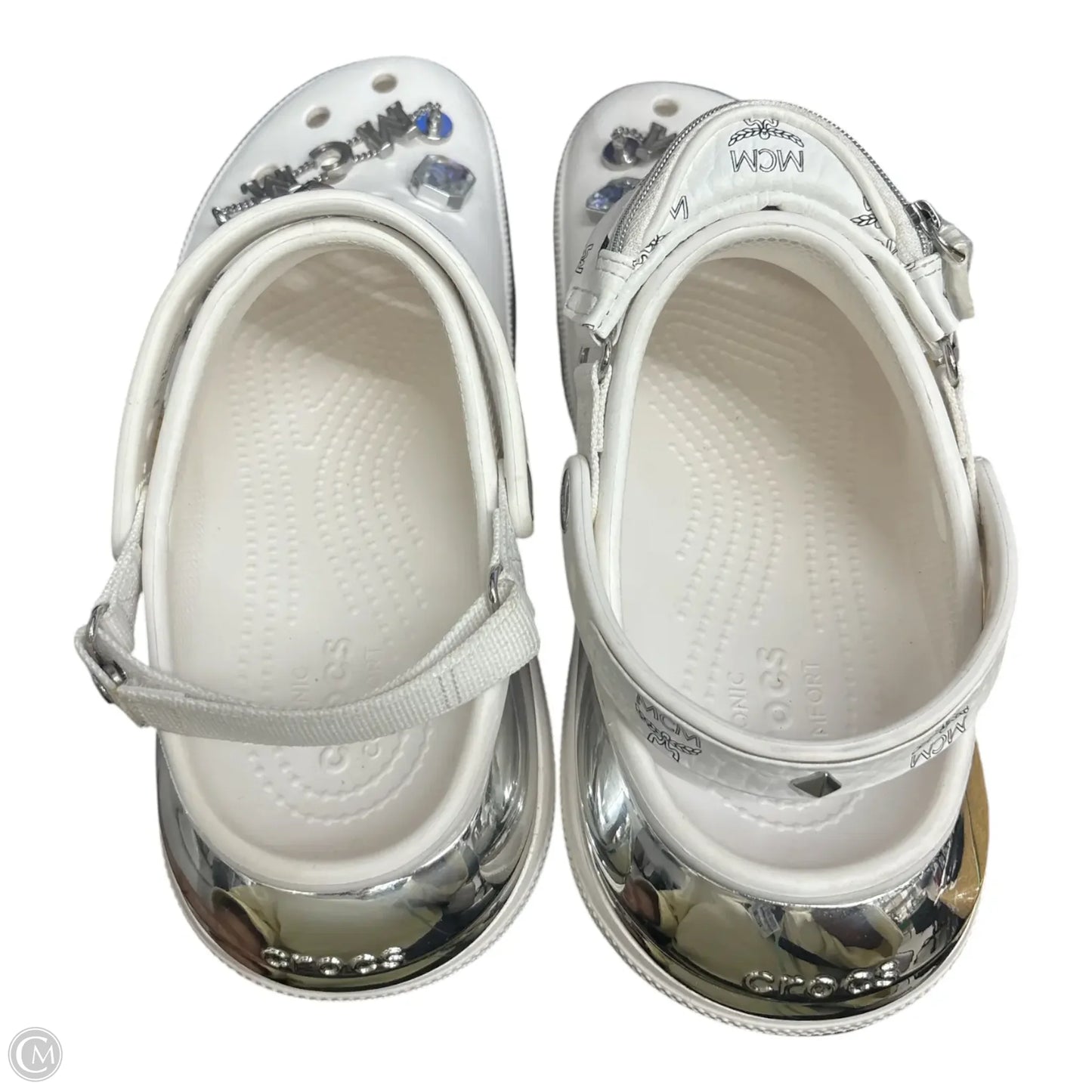Shoes Flats By Crocs In White