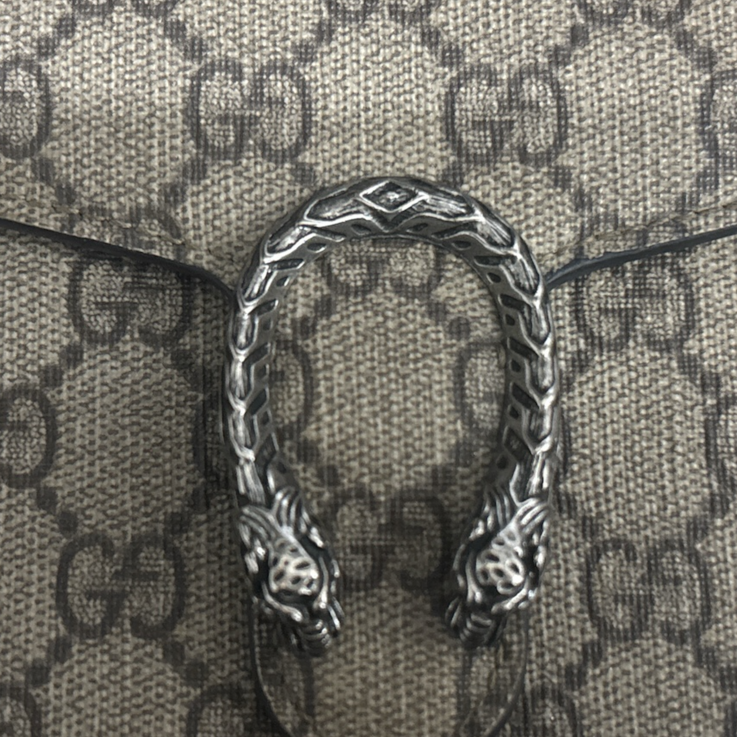 Handbag Luxury Designer By Gucci, Size: Small