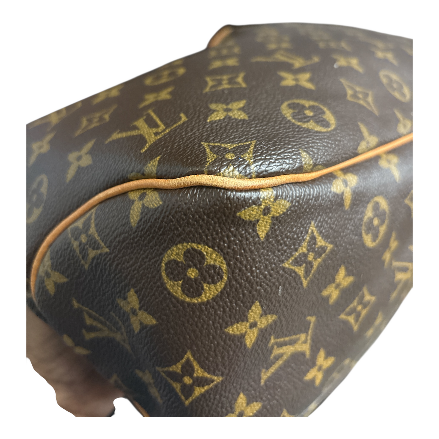 Handbag Luxury Designer By Louis Vuitton, Size: Large