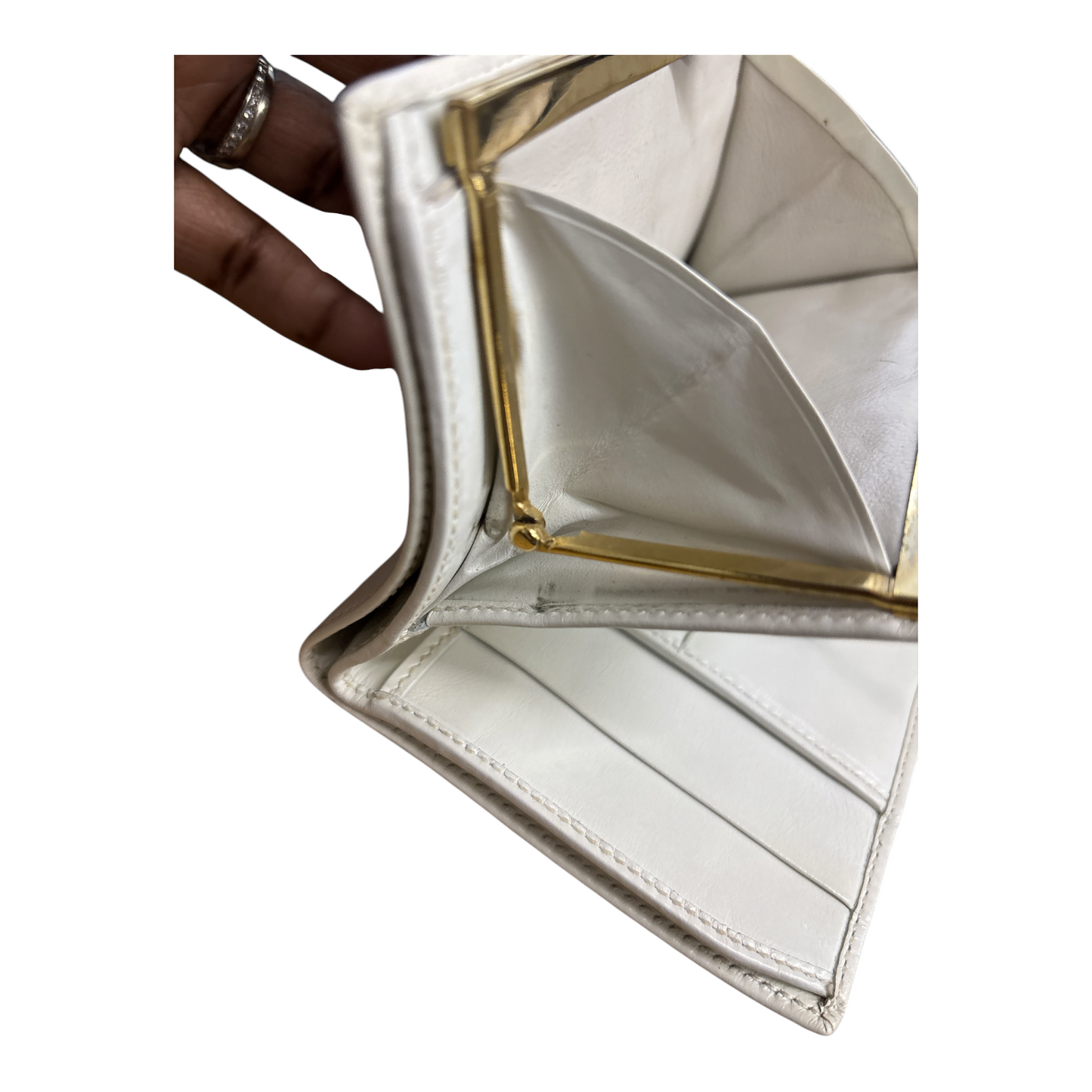 Wallet Luxury Designer By Gucci, Size: Medium